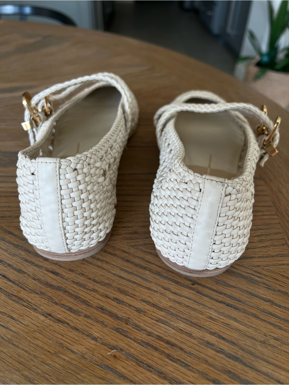 Dolce Vita Baylee Leather Double Strap Flats Cream Ivory 8.5 - Picture 3 of 8